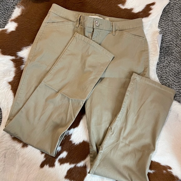 High wasted khaki pants - Picture 2 of 3